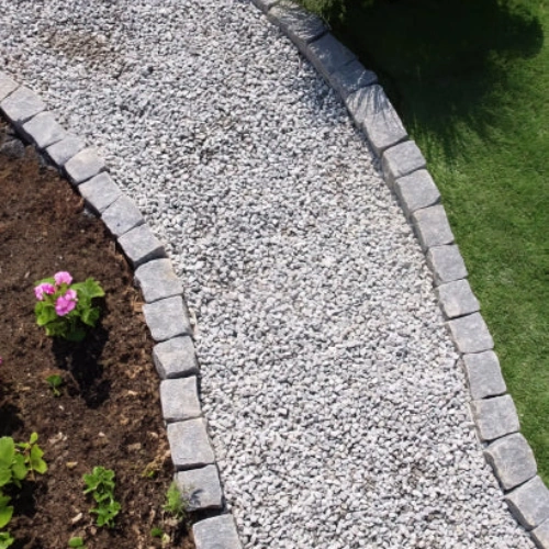 YardWorks Decorative Stones & Bark Chippings - Pro, Large - Image 2