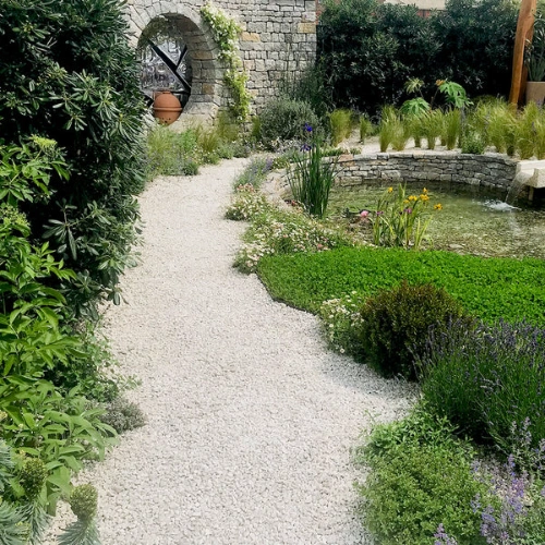 OutdoorLife Decorative Stones & Bark Chippings - Standard, Medium - Image 2